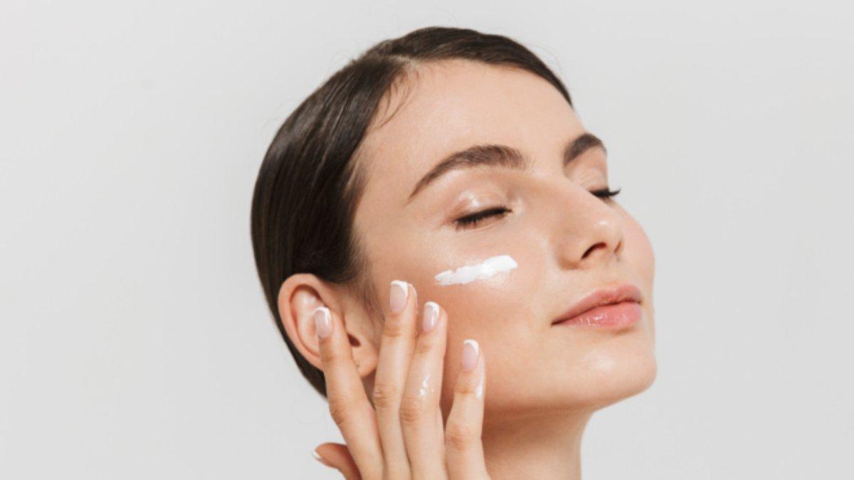 Pentingnya memakai primer sebelum makeup-an