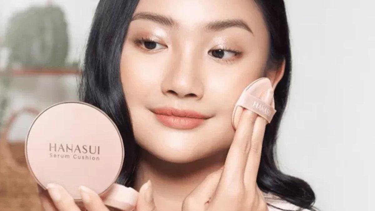 Pelajari tiga jenis base make up untuk hasil tampilan make up sesuai kebutuhan