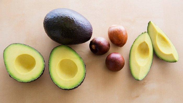 Tips menyimpan buah alpuat secara tepat.