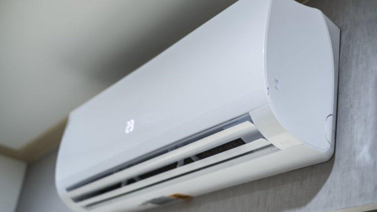 AC inverter dan low watt sama-sama memiliki keunggulan dan kekurangan yang sebaiknya disesuaikan kebutuhan.