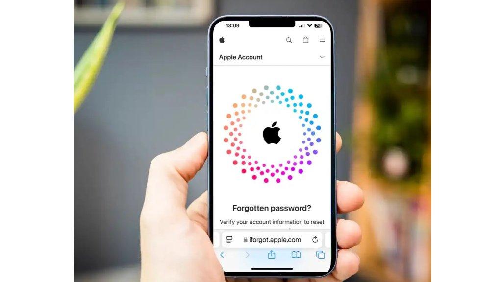 Akses iForgot bagi pengguna iPhone yang lupa dengan kata sandinya.