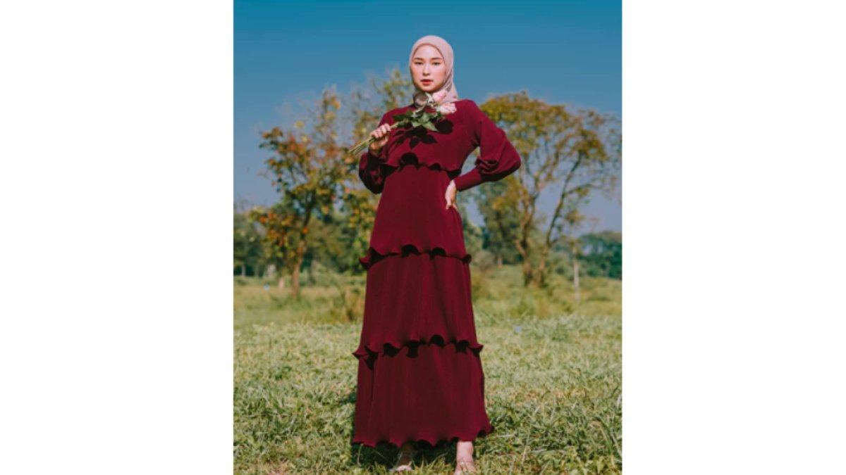 Alunicorn - Nura Dress - Dress plisket Busui