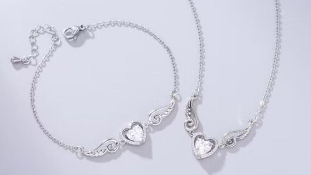 Perhiasan perak itu bisa dijual kalau perak tersebut murni dan ada suratnya.