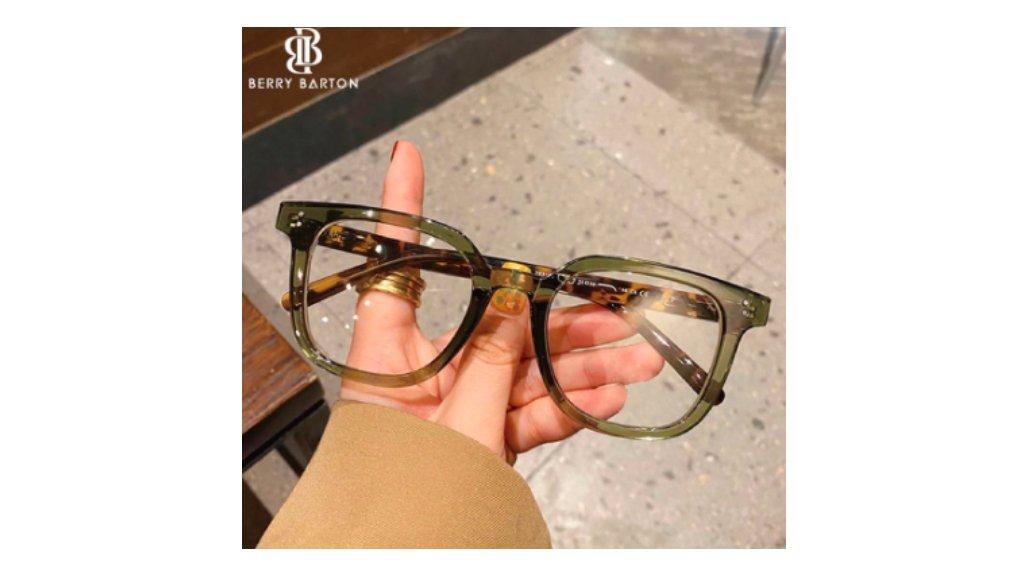 Berrybarton Kacamata Kotak Anti Radiasi Photocromic Blueray Kacamata Minus Pria Wanita 8019