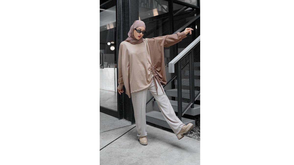 Bukber di Ramadan 2025 tampil Sederhana dan Menawan dengan Outfit Casual Oversize.