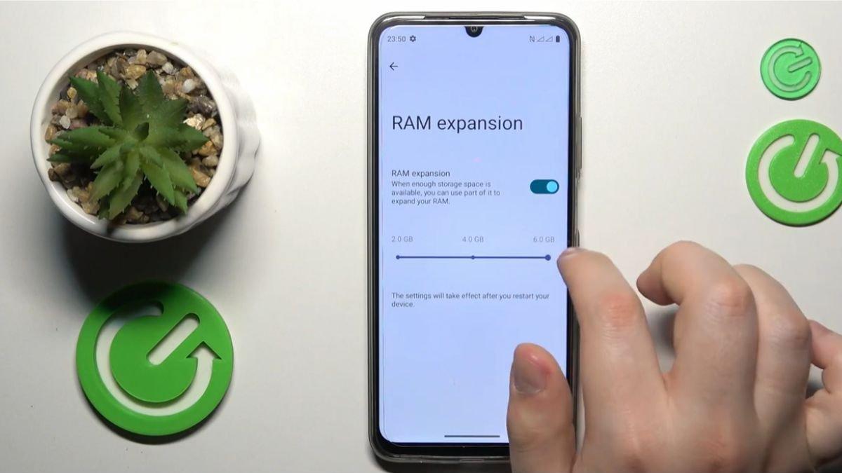 Ilustrasi menambah memori RAM HP realme pakai fitur DRE