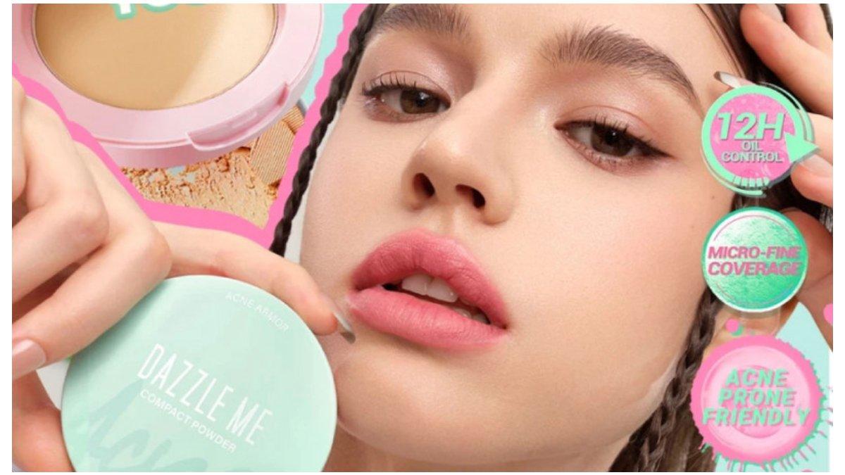 DAZZLE ME Acne Armor Flawless Flex Compact Powder