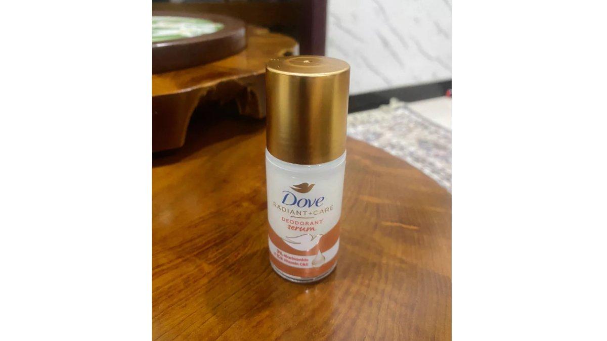 Dove Deodorant Serum Roll On 3 persen Niacinamide + 10x Vitamin C&E
