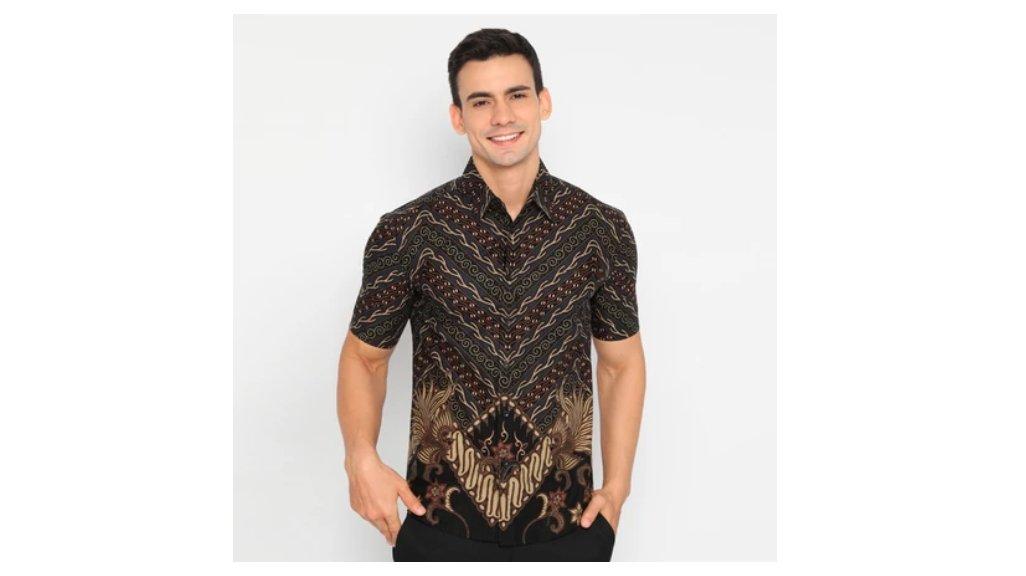 Enzy Batik Kemeja Batik Pria Wardhana Lengan Pendek - Black