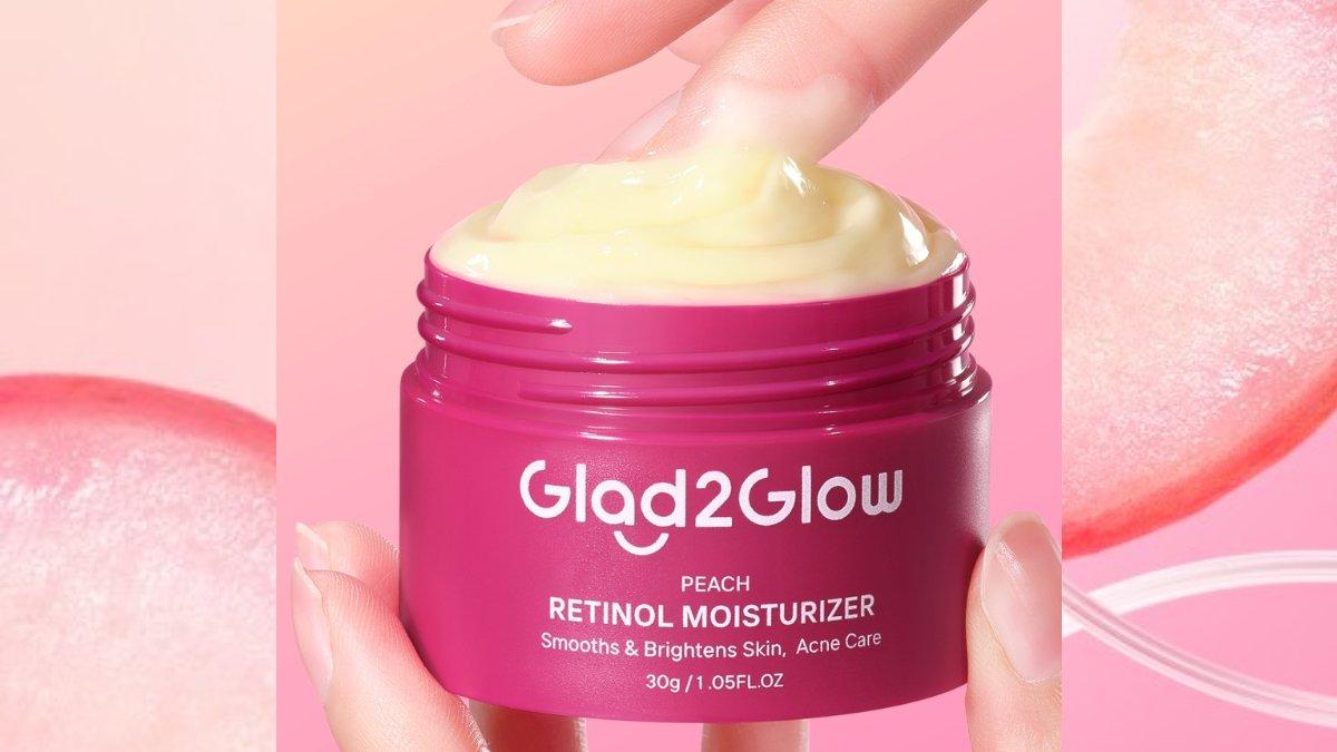 GLAD2GLOW Peach Retinol Moisturizer