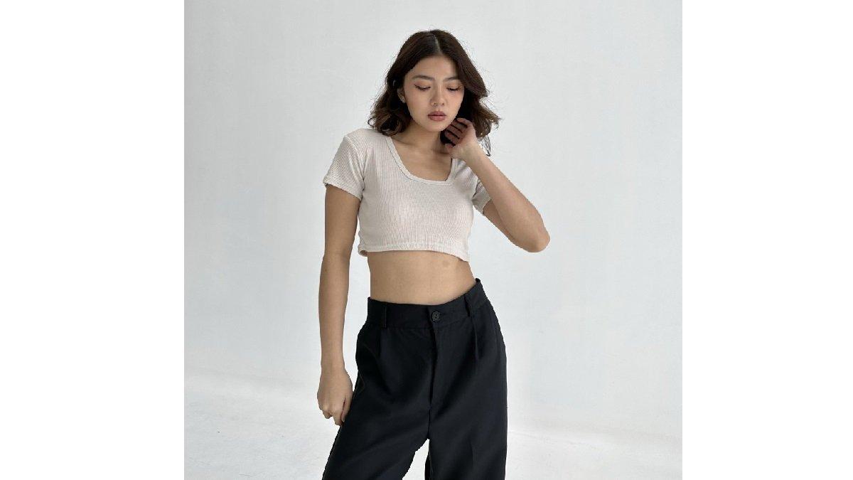 HAE TOP POSHA Ribbed Knit Kaos Crop Top Assymetric