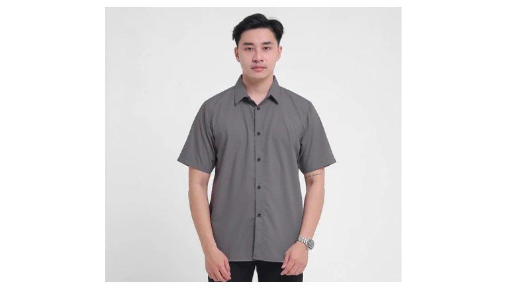 Heyplain Kemeja Dove Grey Lengan Pendek Slimfit - Kemeja Pria Lengan Pendek