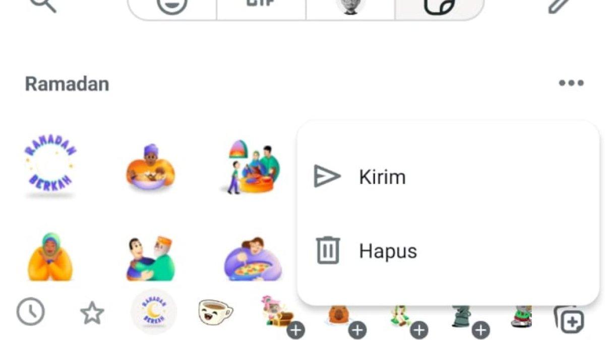 Ilustrasi membagikan paket stiker lewat chat WhatsApp