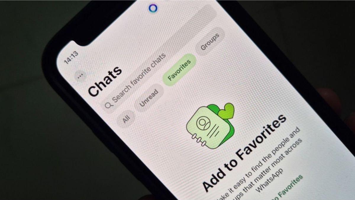 Ilustrasi menggunakan aplikasi WhatsApp versi terbaru