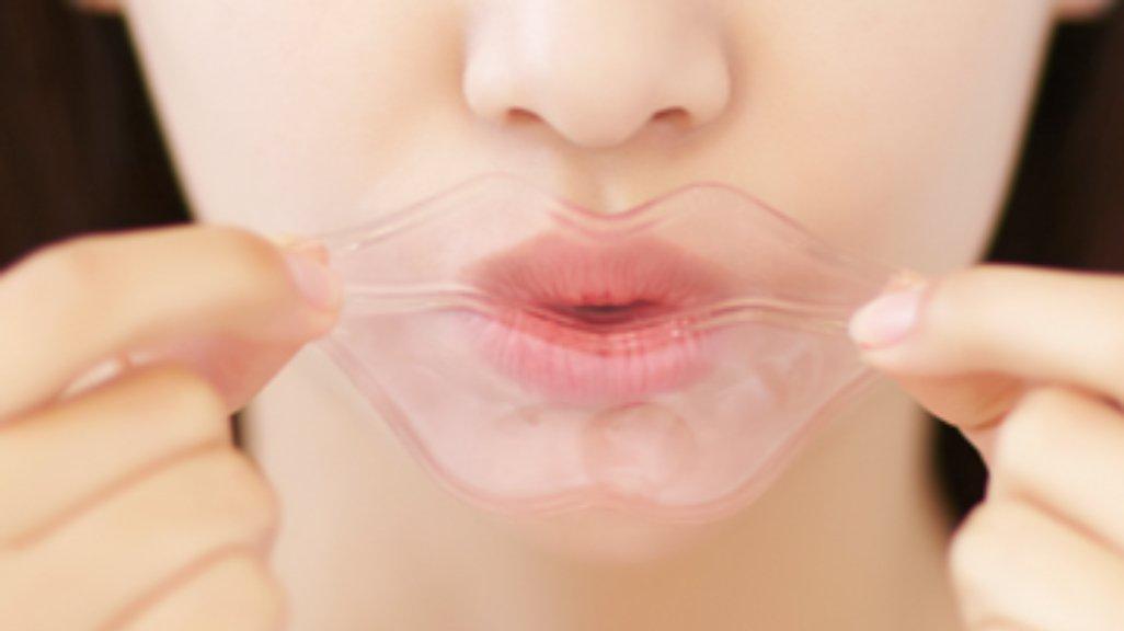 Ilustrasi aplikasi lip mask