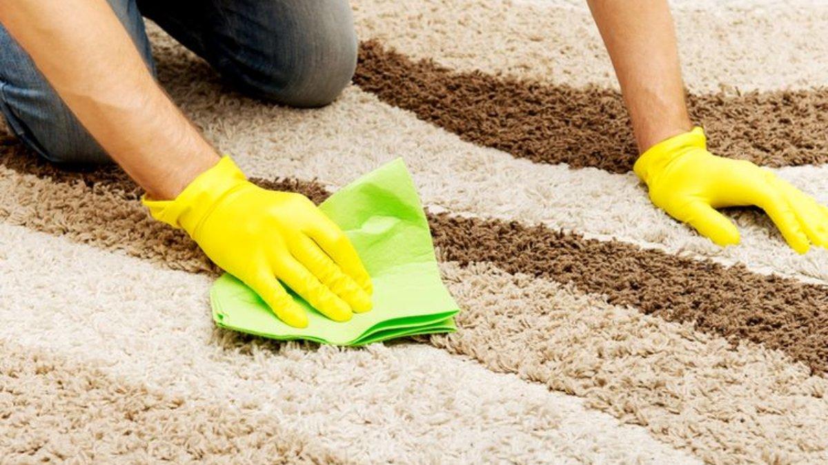 Karpet berbau tidak sedap bisa diatasi dengan berbagai cara mudah.