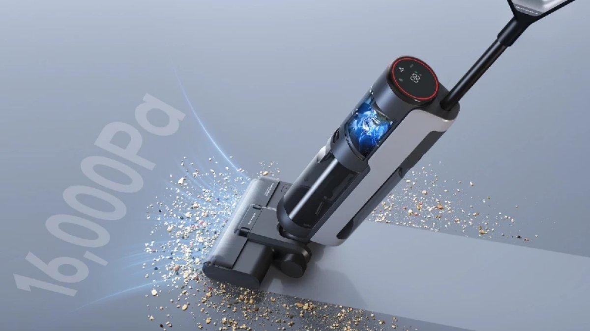 Ilustrasi penggunaan Dreame H12S AE Wet and Dry Cordless Vacuum.