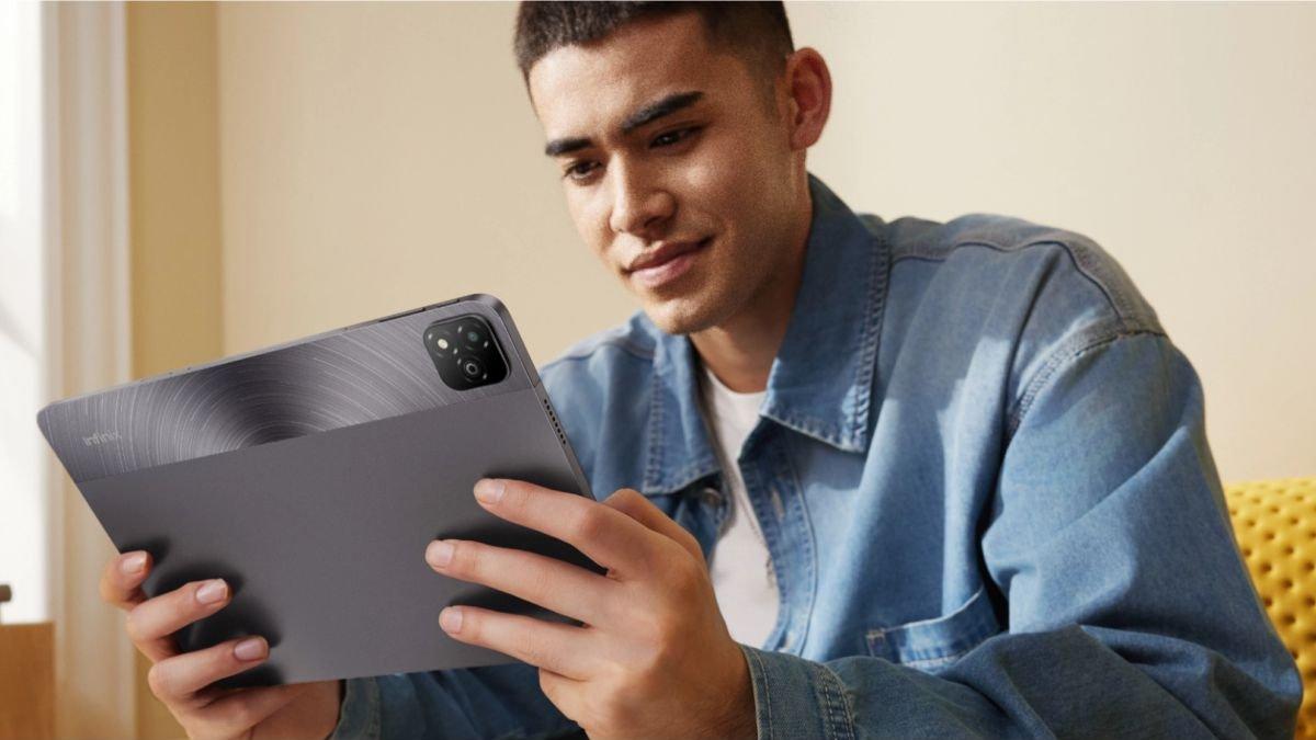 Ilustrasi pemakaian Infinix XPAD