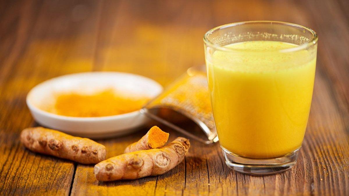 Jamu kunyit asam ternyata punya khasiat untuk kecantikan.