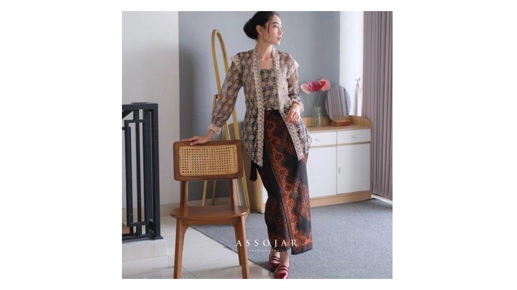 Kirana - Atasan Kebaya Kutubaru Modern by Assojar Fashion