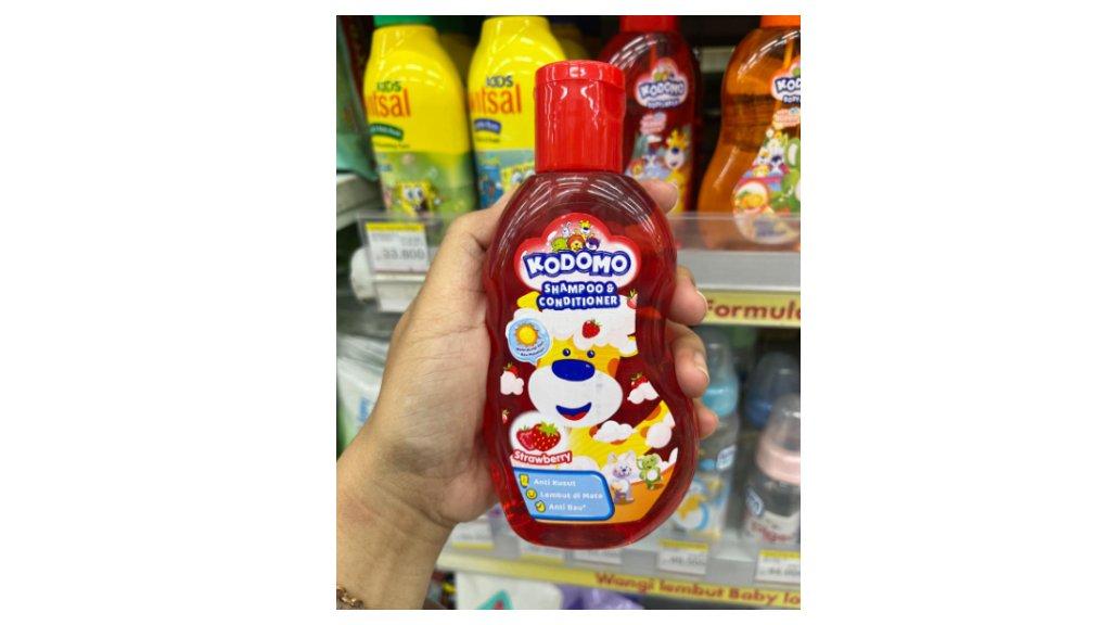 Kodomo Shampoo Gel Strawberry 200ml Anti Bau Matahari