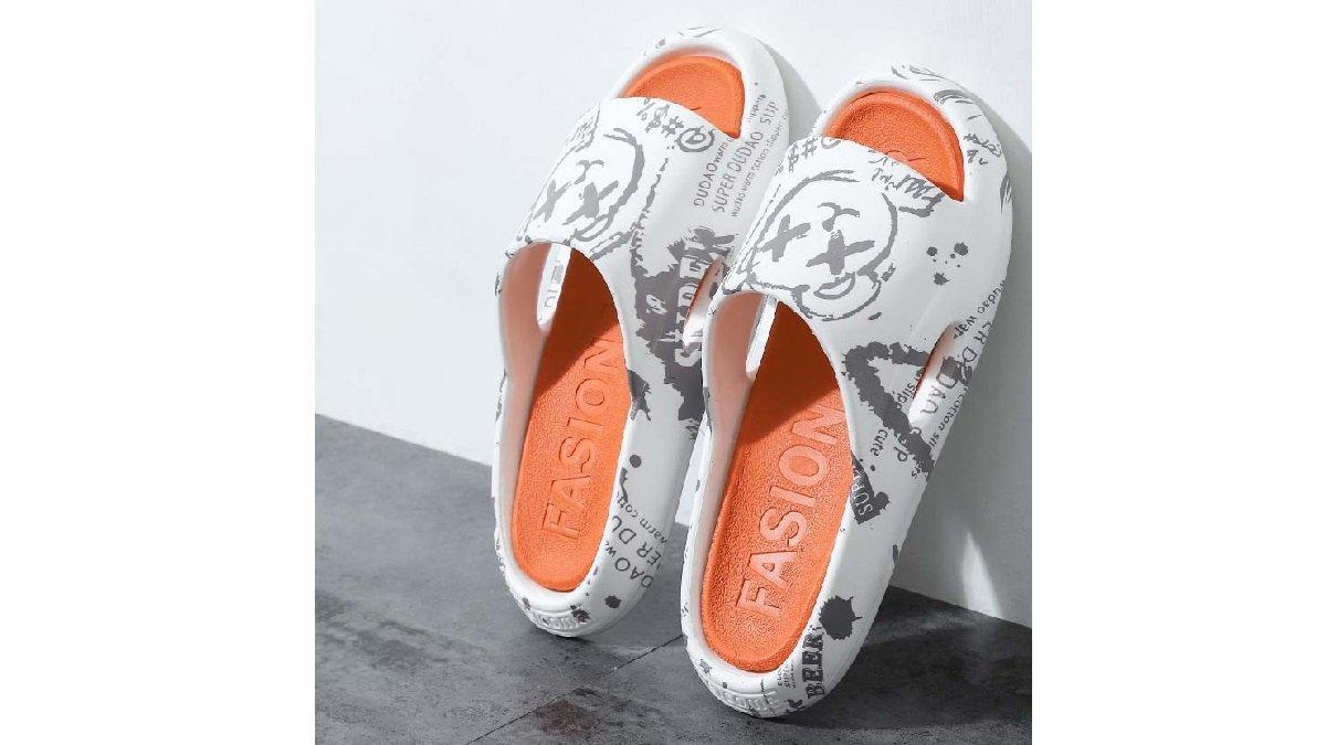 Limitless Sandal Slop Hitam Putih Kasual Empuk Couple