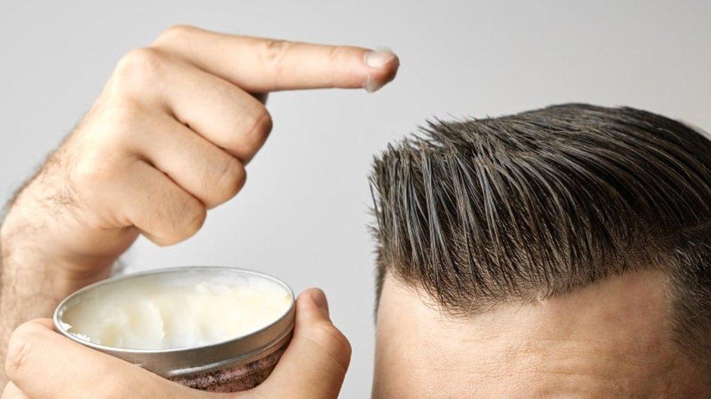 Menggunakan pomade yang benar