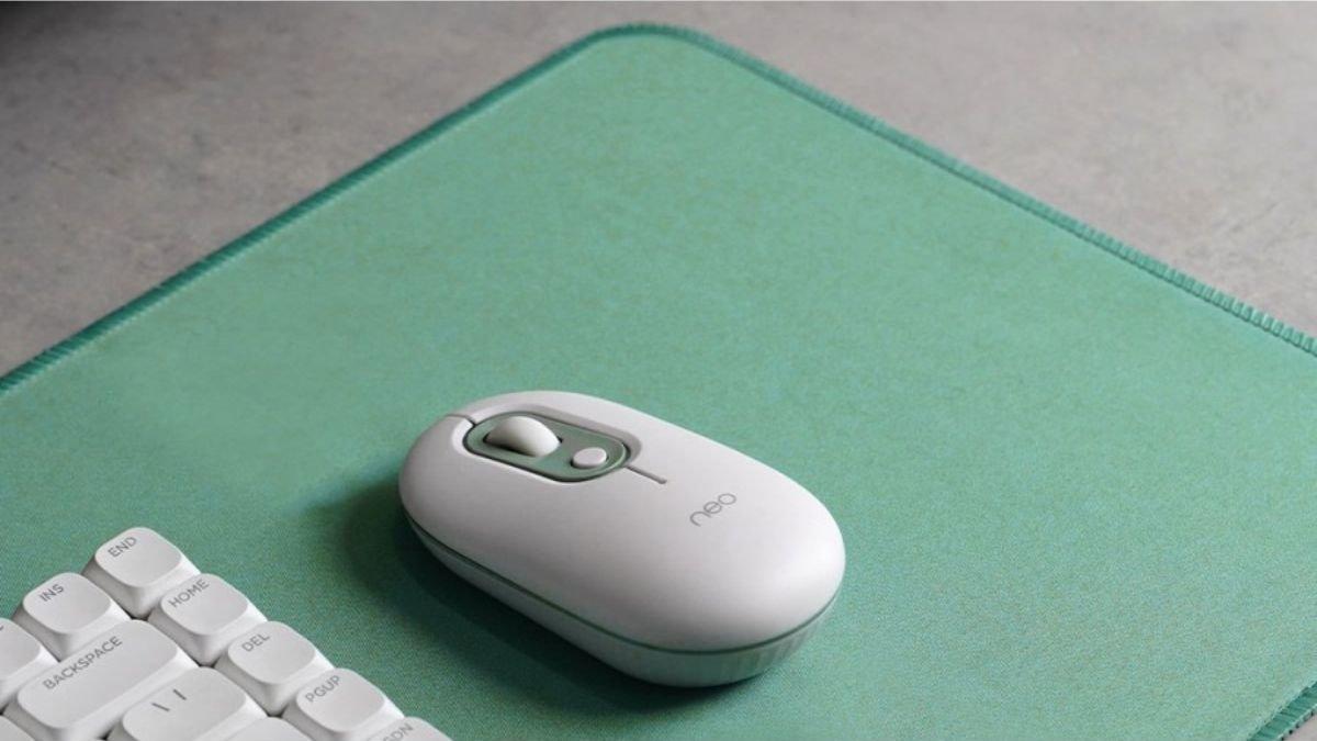 Neo Slim Deskmat Mousepad