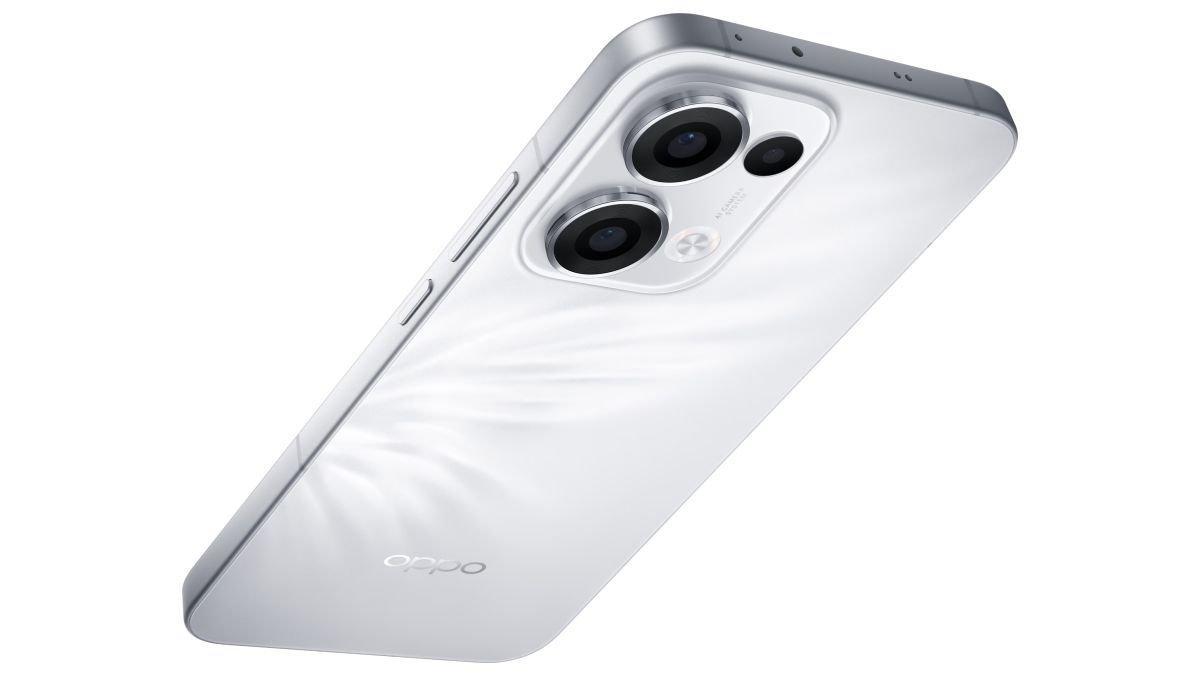 Kamera di bodi belakang OPPO Reno13 5G