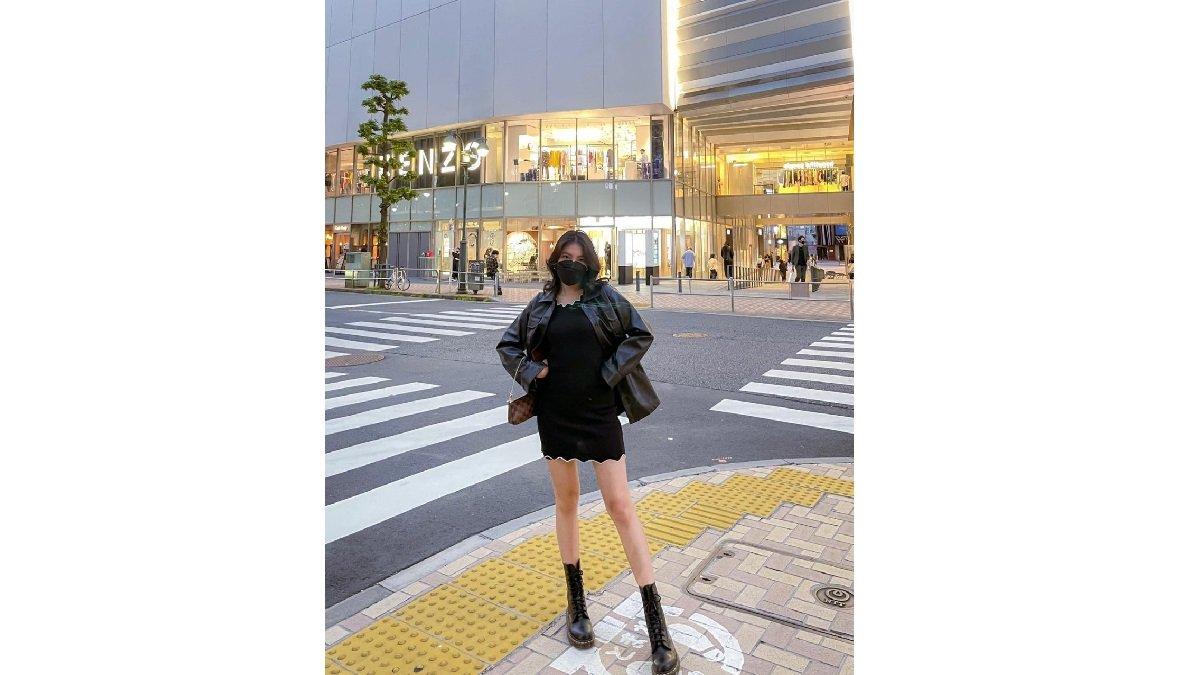 Padu Padan Outfit Shania Gracia JKT48 Mini Dress, Jaket, dan Sepatu Boots.