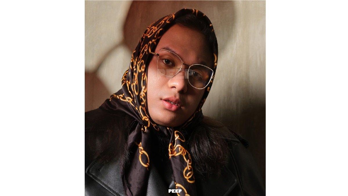 Peep Eyewear - Isla Frame Kacamata Hitam Muka Oversized Sunglasses Clip On Unisex