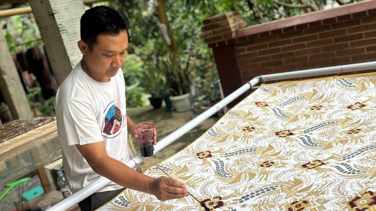 Proses Pembuatan Batik Tulis Girilayu