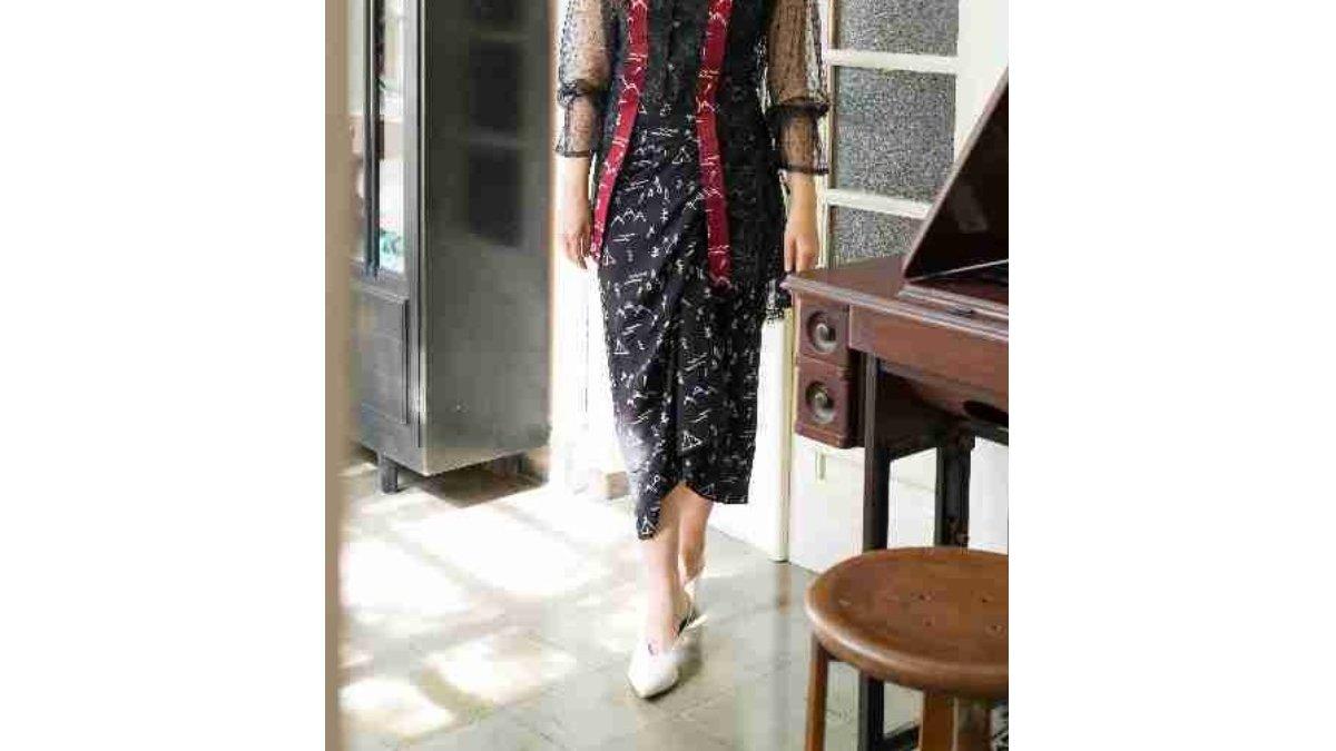 S E I A - Semi Rok Lilit Batik