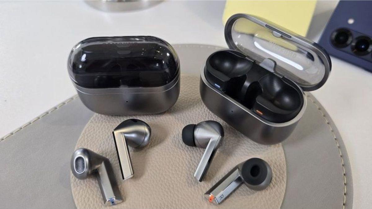 Ilustrasi SAMSUNG Galaxy Buds 3 dan Buds 3 Pro