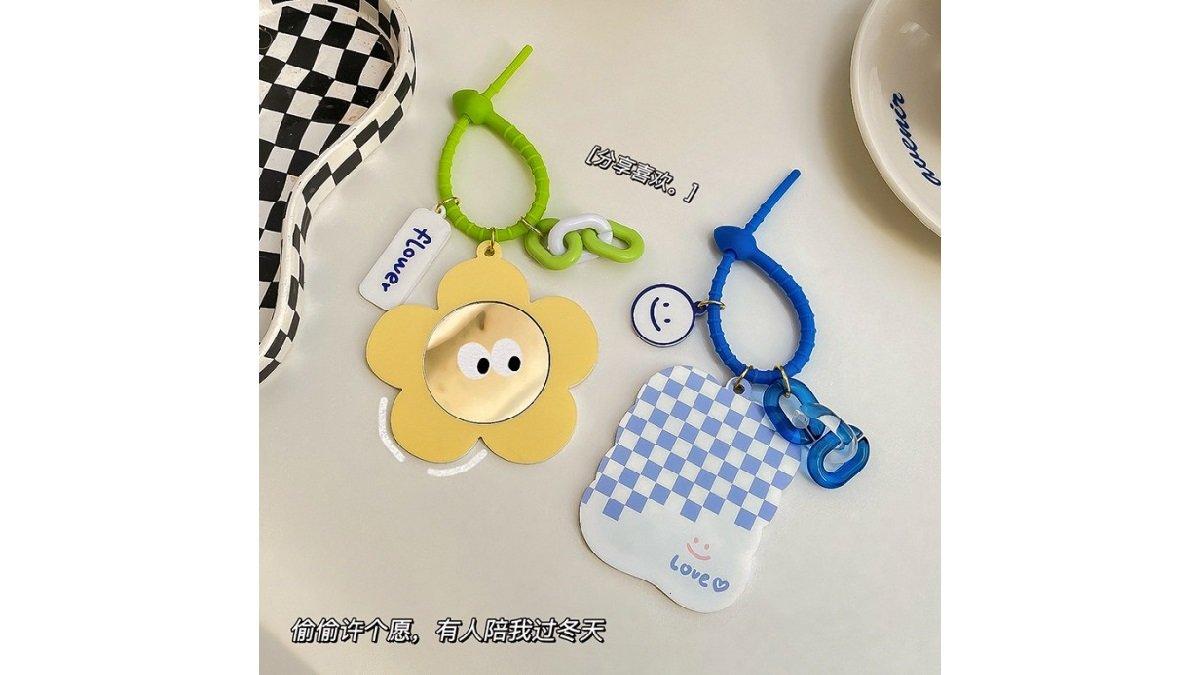 SUNNY Gantungan Tas Acrylic Mirror Cute Vintage Chikoisme Official