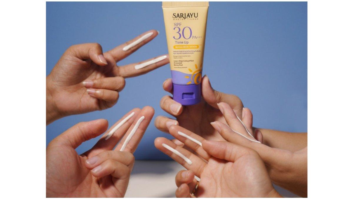 Sariayu SPF 30 PA+++ Tone Up Sunscreen Serum