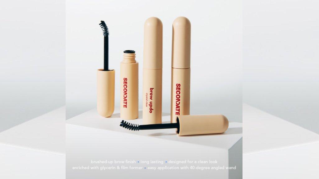 Secondate Brow Updo Browcara memiliki berbagai kandungan yang membuatnya tak hanya melebatkan helai alis namun juga menutrisinya (shopee.id)