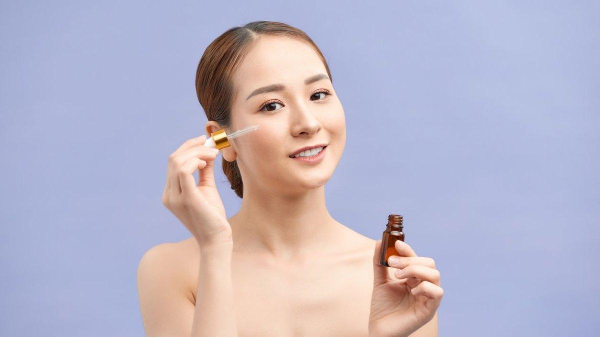 Serum wajah terbaik yang mengandung niacinamide untuk melembapkan wajah