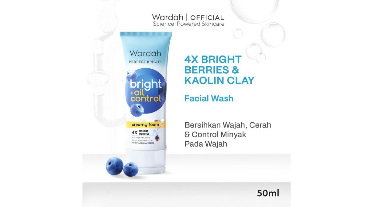 Wardah Perfect Bright Creamy Foam Brightening + Oil Control