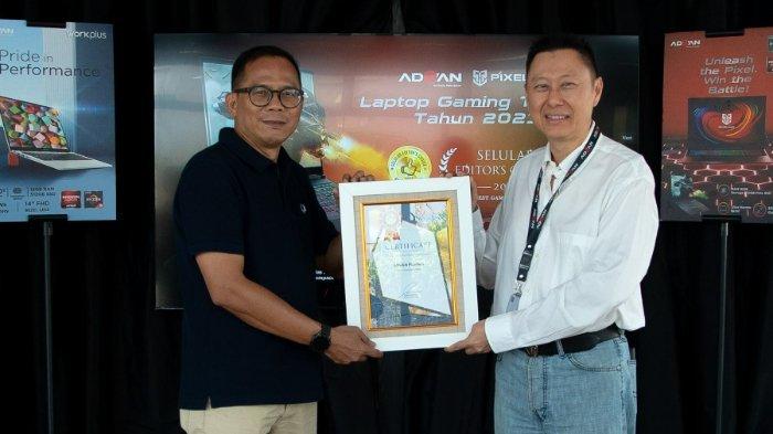 Advan dianugrahi 2 penghargaan sekaligus oleh Selular Award 2023, yaitu Pixelwar sebagai Gaming Laptop Terbaik di 2023 dan Workplus sebagai Laptop of The Year 2023.