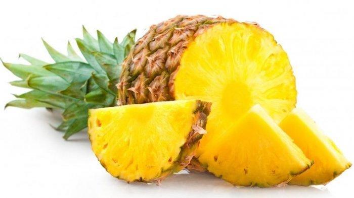 Kulit nanas bisa menjadi bahan bebersih rumah.