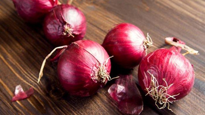 Bawang merah memiliki banyak manfaat untuk keperluan rumah tangga.