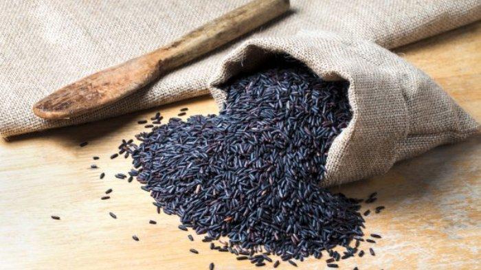 Beras hitam kaya akan kandungan protein yang bagus untuk kesehatan tubuh.