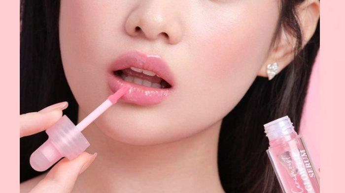 Ilustrasi wanita mengaplikasikan lip serum