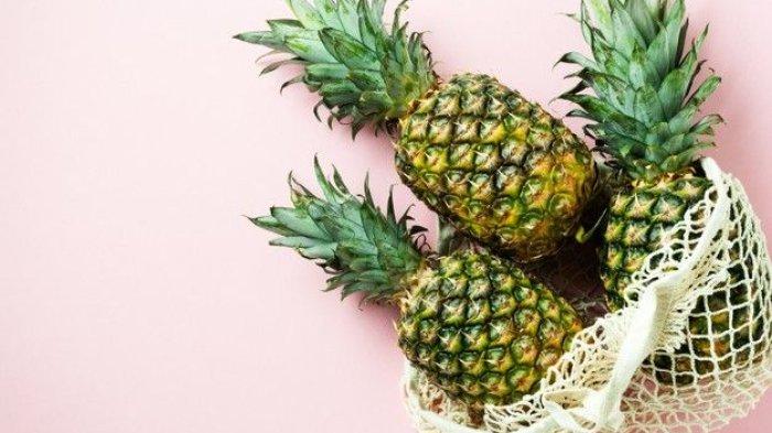 Hindari menyimpan nanas utuh di dalam kulkas, sebaiknya yang sudah dipotong saja.