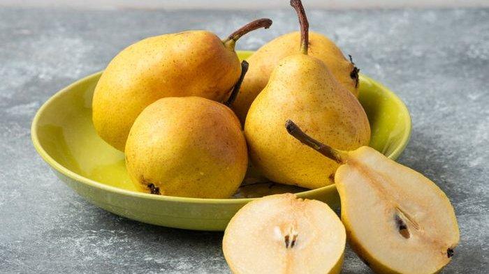 Buah pir baik untuk kesehatah tubuh.