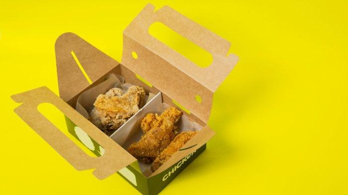 Bungkus makanan yang terbuat dari kertas sebaiknya tidak dimasukkan ke dalam microwave