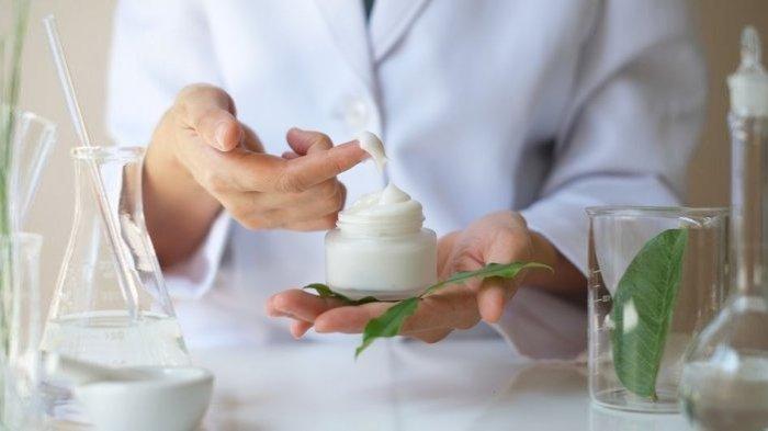 Cek Izin Edar kosmetik sangat penting untuk menghindari produk KW.