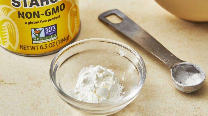 Tepung maizena bisa dimanfaatkan untuk membersihkan rumah