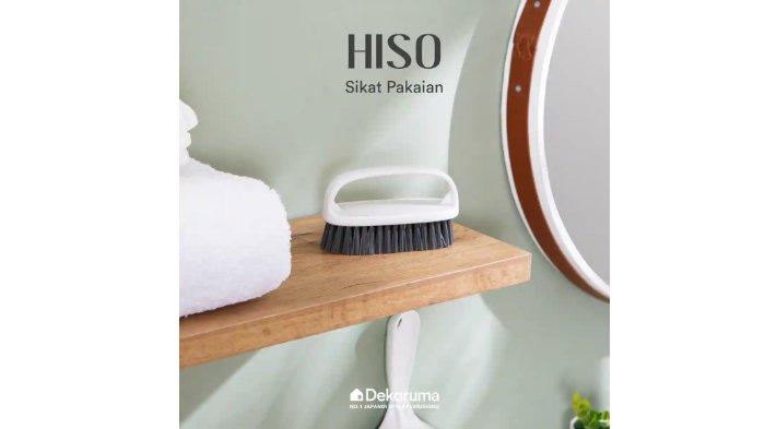 Dekoruma HISO Sikat Pakaian hadir dengan handle yang nyaman.